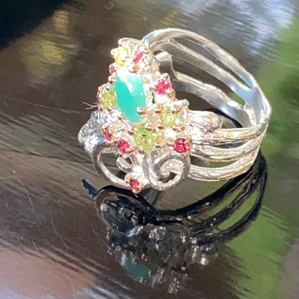 Charming Genuine Emerald Ring With Gemstones - image 4